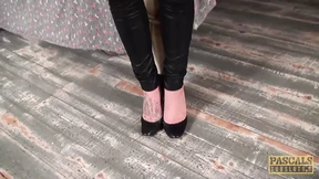 Mom's depraved anal👌 sex games with rough mistress dominating submissive sluts Mom's depraved anal👌 sex games with rough mistress dominating submissive sluts
