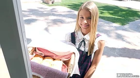 'Tiny, fluffy, little blonde twink twinkles on her knees for cock🌭' 'Tiny, fluffy, little blonde twink twinkles on her knees for cock🌭'