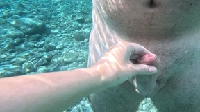Deep Dive&#x6DEB;Diving: Wet Jerks & Thrusting Cums