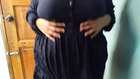 Sexy Arab Milf Stepsister Squirts Cum on Daddy's Hard Dick🌭 while Jerking Off Her Massive Tits