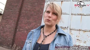 Naasty Frau von nebenan gibt sich freiwillig den Porno-Cam-Angeln hin Naasty Frau von nebenan gibt sich freiwillig den Porno-Cam-Angeln hin