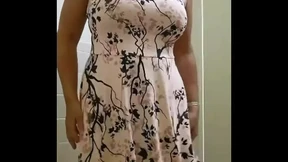 Raunchy Receptionist gets her clothes off at work and gives you the full view Raunchy Receptionist gets her clothes off at work and gives you the full view