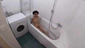 I seduce my curvy mistress to a sultry bath sex romp - DOLLSCULT