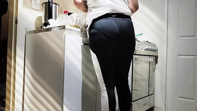 He Seduces Me in the Kitchen and Puts a Cucumber in My Vagina, Then Fucks Me Standing up He Seduces Me in the Kitchen and Puts a Cucumber in My Vagina, Then Fucks Me Standing up