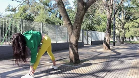 Public park tryst turns raunchy as fitness enthusiast gets pounded by massive cock🍆 Public park tryst turns raunchy as fitness enthusiast gets pounded by massive cock🍆