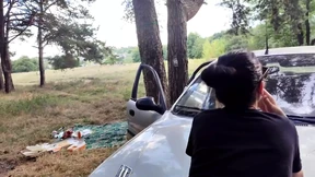 Car Park Creampie F*ck in Broad Daylight