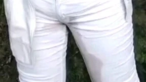 Outdoor Urination色情 Action Outdoor Urination色情 Action