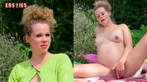 Blonde babe gets down 'n' dirty with handheld vibes under sunny flora