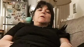 Wife's illicit slit gets attention Wife's illicit slit gets attention