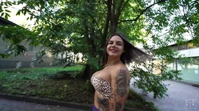 That Horny🥵 Slut Lets Me Bump Chops While Charging Her Device That Horny🥵 Slut Lets Me Bump Chops While Charging Her Device