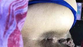 Slut's unbridled lust compels her to ravish every inch of her rectum