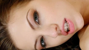 Juicy Brunette Squirting Gushy Cum Loads