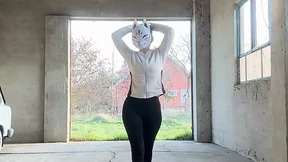 I get fisted and facialized in broad daylight, and loving every sweaty second