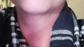 Smutty American MILF Pissed And Self Pleasuring