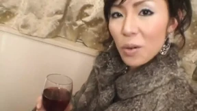 savage japanese ***ta stripper sucks on massive ass&#x1f351;