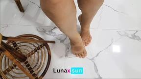 Watch my FEETS ! You jerk off and you cum NOW - Luna Daily Vlog - LunaxSun Watch my FEETS ! You jerk off and you cum NOW - Luna Daily Vlog - LunaxSun
