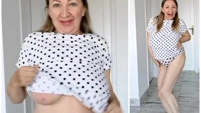Granny's Humpin' Boobs Shake Off the Oldies to Get Wet