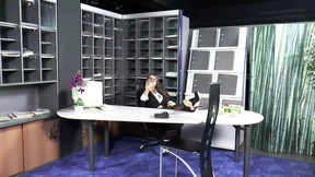 I Love Getting Hard Fucked In My Office I Love Getting Hard Fucked In My Office