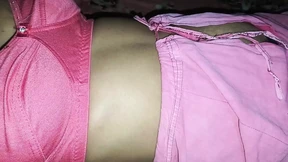 My brother-in-law squeezed my nipple with the thick cock of my pussy fuck My brother-in-law squeezed my nipple with the thick cock of my pussy fuck