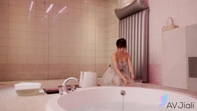 An Immersive Soap Massage Experience with Li Nana