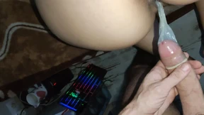 she didn't notice how I took off the condom