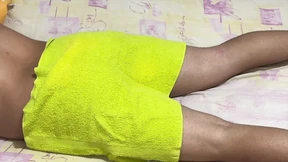 Desperate Housewife Succumbs To Client's Hard Cock🍆 During Massage Desperate Housewife Succumbs To Client's Hard Cock🍆 During Massage