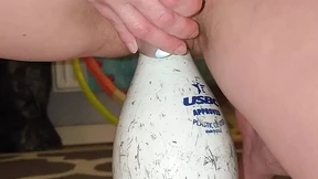 Slutty bowling pin gets impaled and squirts like hell