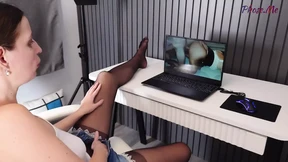 Moaning Mature Babe Gorges Cam Guy's Rod After Voyeuristic Nylon Fantasies Fuel Her Desires Moaning Mature Babe Gorges Cam Guy's Rod After Voyeuristic Nylon Fantasies Fuel Her Desires