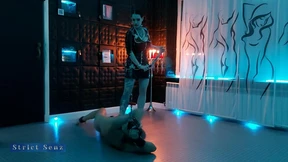 Miss Alessa Milano Hard Whipping after Hanging