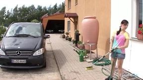 He fights his stepdaughter in the garden! German is crazy about her tight pussy! He fights his stepdaughter in the garden! German is crazy about her tight pussy!