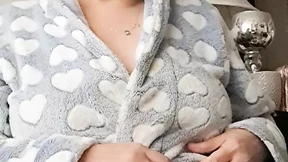 He seduces me to fuck his stepmother He seduces me to fuck his stepmother