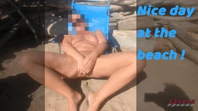 Beach in Cap d'Agde - She dildos her pussy in front of strangers - Exhibition Beach in Cap d'Agde - She dildos her pussy in front of strangers - Exhibition