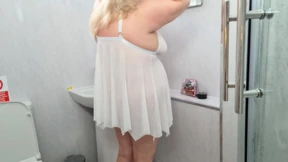 Watching my Stepmom in the bathroom (MILF voyeur fetish wife amateur bigtits homemade) Watching my Stepmom in the bathroom (MILF voyeur fetish wife amateur bigtits homemade)