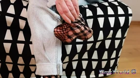 Elegant MILF in High Heels & Fishnets - Shoeplay & Tease