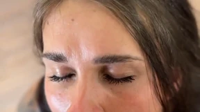 An ANAL Queen Can't Be Hide Under a Dress
