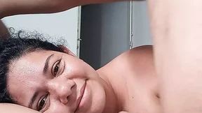 Woman sucking deep throat Woman sucking deep throat