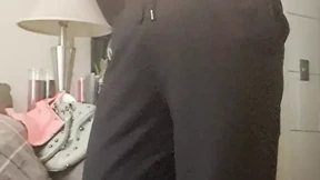 Milf rehearsing for sex while sitting with rich movements