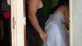 I Fuck My Step-sister in the Bathroom While She Brushes Her Teeth