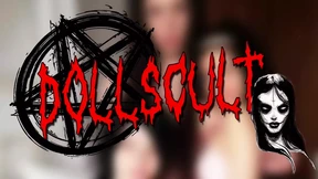 Violet plays with her delicious pussy - DOLLSCULT