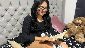 Stepmother can't contain herself and dares to fulfill her fantasies