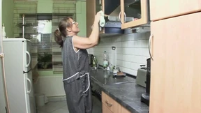Good housewives satisfy their eager pussies - 3