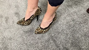 Mrs Mature Feet allows her Footboy to remove her shoes and stinky sockets Mrs Mature Feet allows her Footboy to remove her shoes and stinky sockets