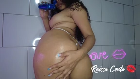 Slutty chick gets lubricated and pleasures self with giant toy in her tight cunt🌮️ Slutty chick gets lubricated and pleasures self with giant toy in her tight cunt🌮️