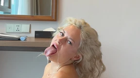 His dick🌭 gets destroyed when I ride him raw and deep throat his cum His dick🌭 gets destroyed when I ride him raw and deep throat his cum