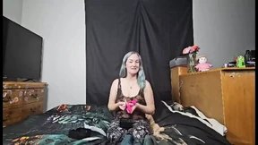 MILF unveils and experiences a fresh toy!
