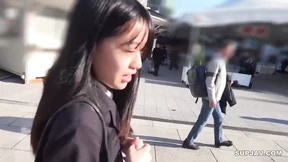 Korean Cutie Puts It All Out for 2,000 Bucks & 30 Minutes Frenzy