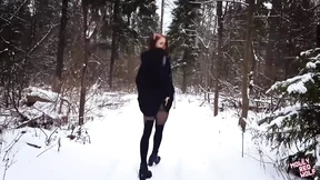 Got nailed by a snow-covered tramp in the woods and blasted her face - Mollyredwolf Got nailed by a snow-covered tramp in the woods and blasted her face - Mollyredwolf