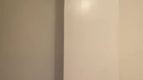 Check out her nasty booty bounce Check out her nasty booty bounce