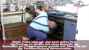 Slutty Hausfrau scores hot handyman for raunchy fuck fest