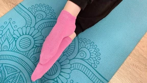 Powerful Woman Exercises in Socks while Dancing and Enjoying a Foot Bath with Cum on Her Feet Powerful Woman Exercises in Socks while Dancing and Enjoying a Foot Bath with Cum on Her Feet